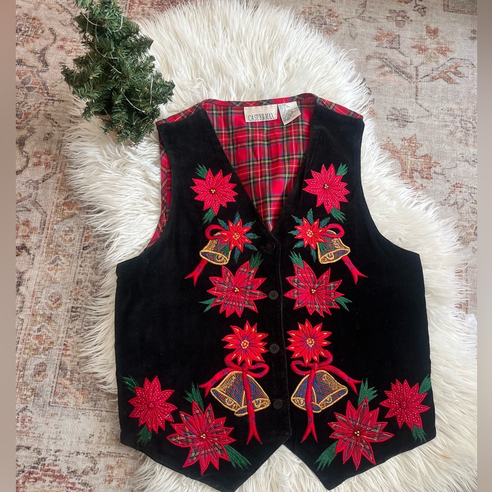 Vintage holiday themed velvet embroidered vest